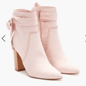 Justfab Rosalind wrap boot, pointy toe, blush, size 5.5